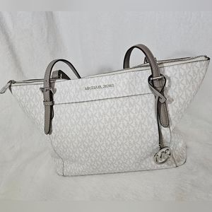 Michael Kors Ciara Large TZ Tote Bright White